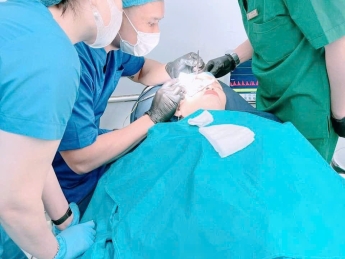 Nâng cơ trẻ hóa 